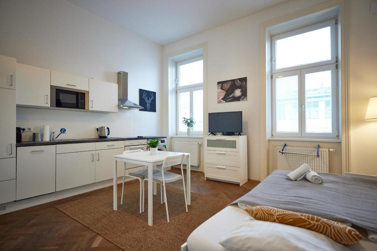 Nice Studio Close To Metro III Vienna Exterior photo